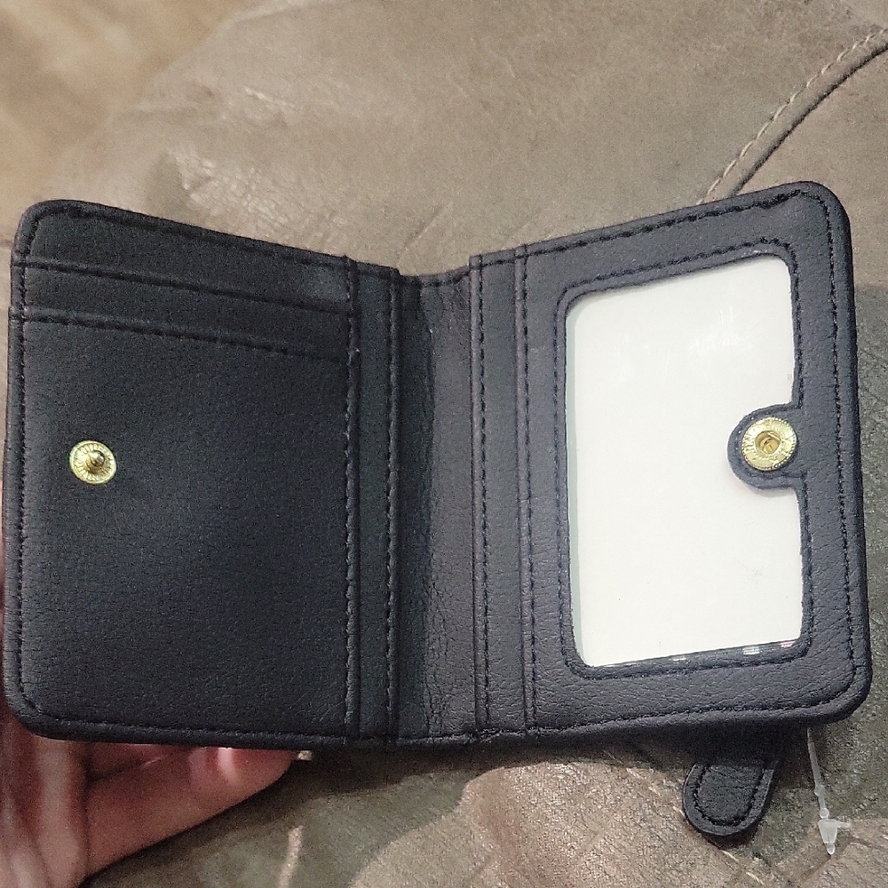 Luv Betsey Black Heart Wallet - Picture 4 of 6